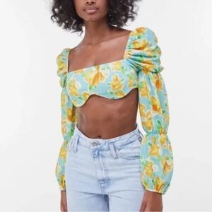 Floral Puff Sleeve Crop Top